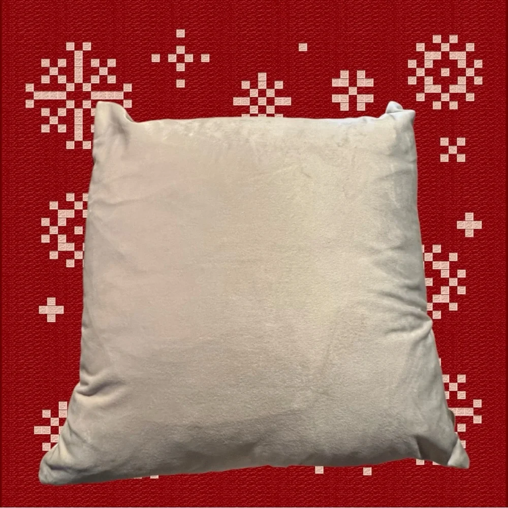 Christmas’s Throw pillow 17 x 17 velour